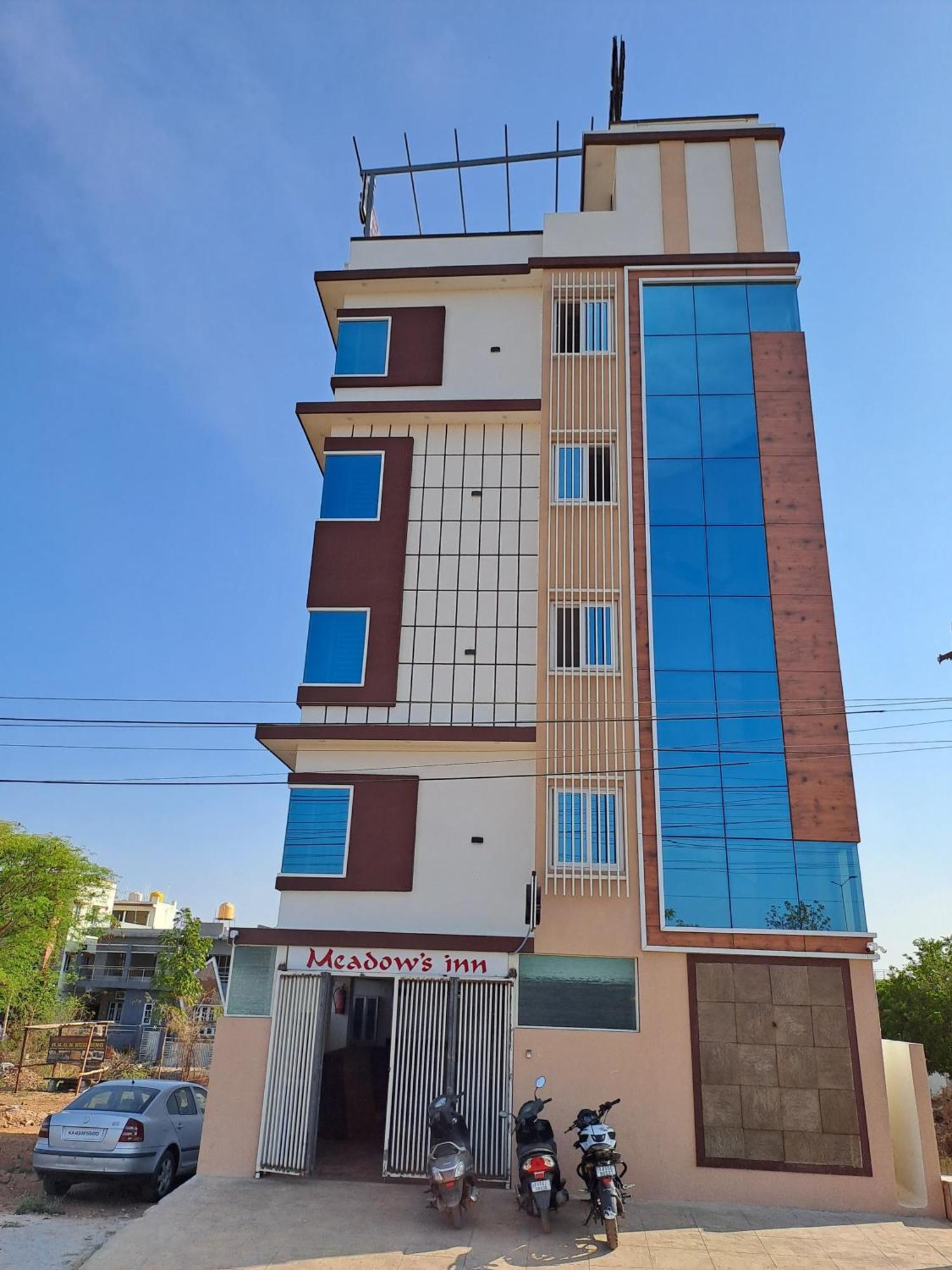 Meadows Inn Mysore Exterior photo