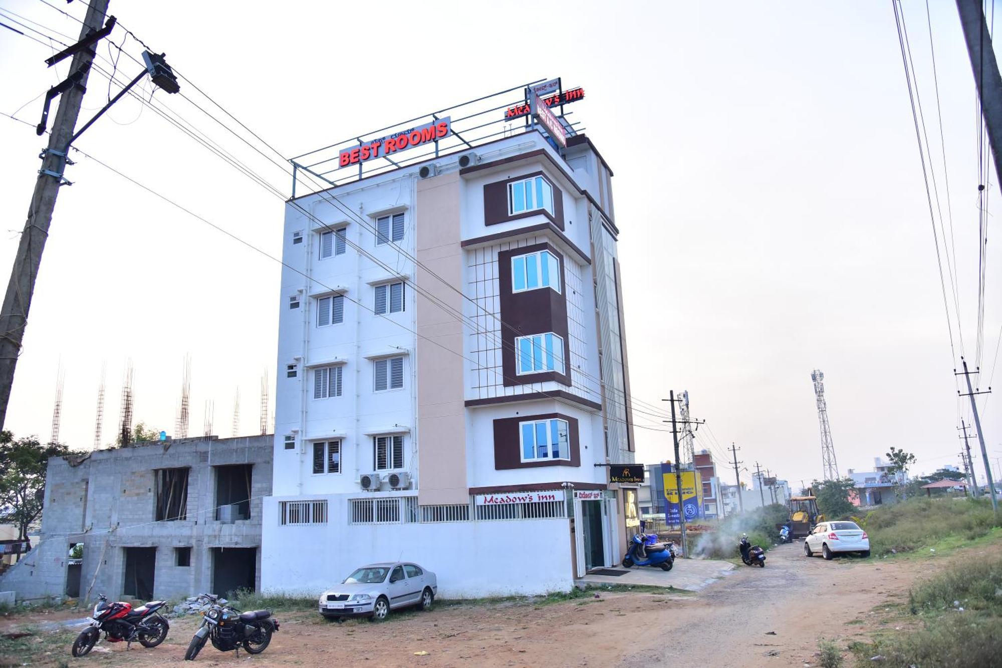 Meadows Inn Mysore Exterior photo
